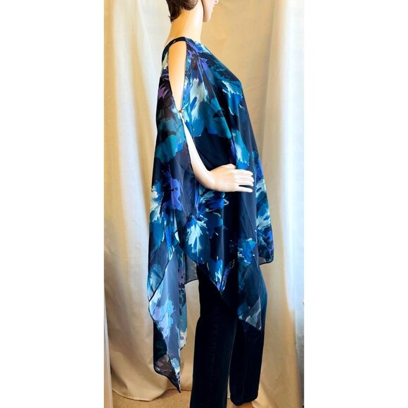 V by Vanessa Williams Asymmetrical Womens Flutter Blouse Sz 2X Floral - Picture 2 of 11